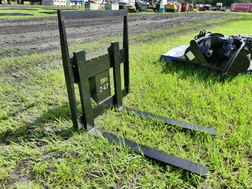 Mini Excavator Pallet Forks (A53316)
