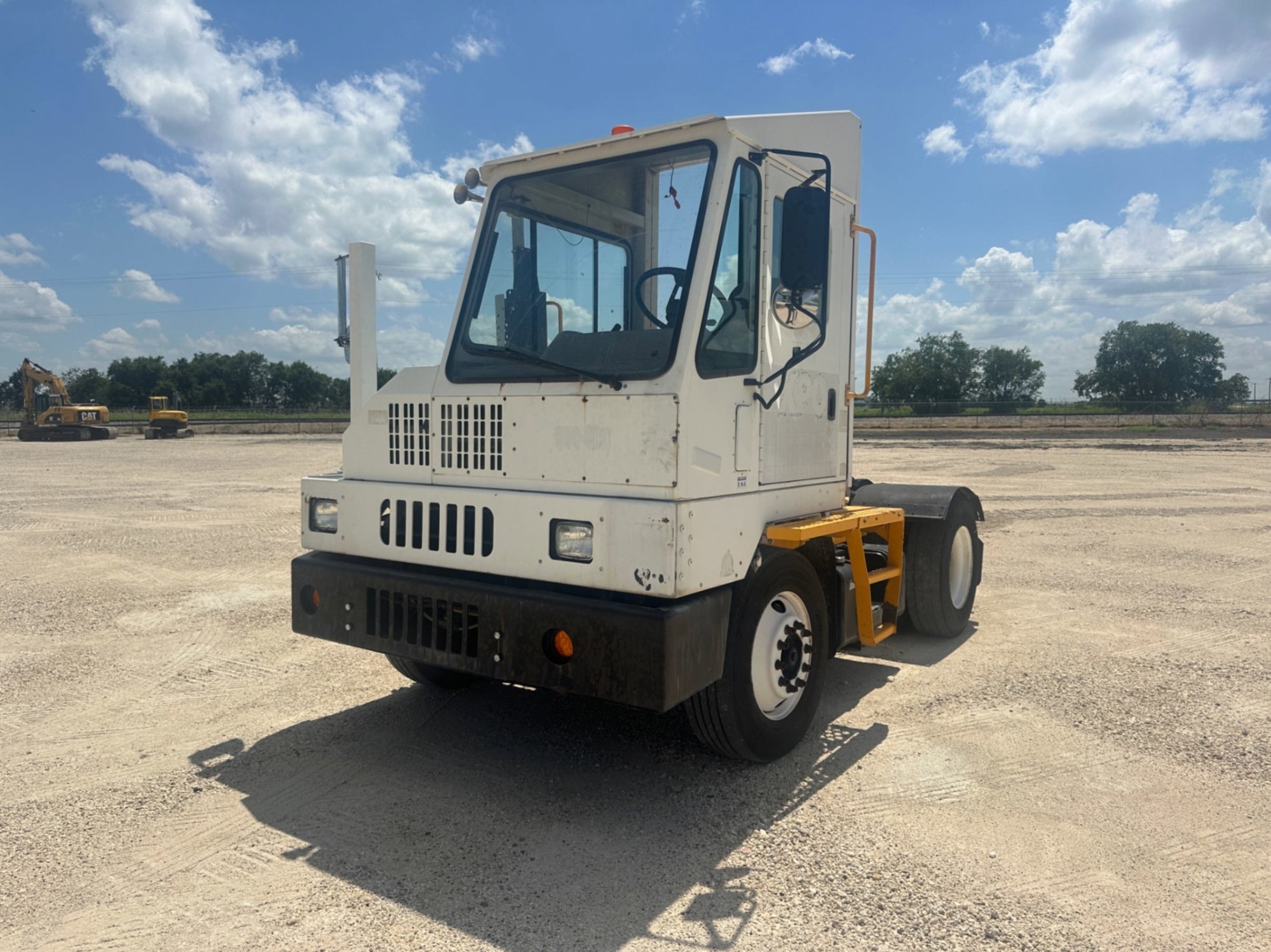 2014 KALMAR 4X2 YARD DOG (A50854)