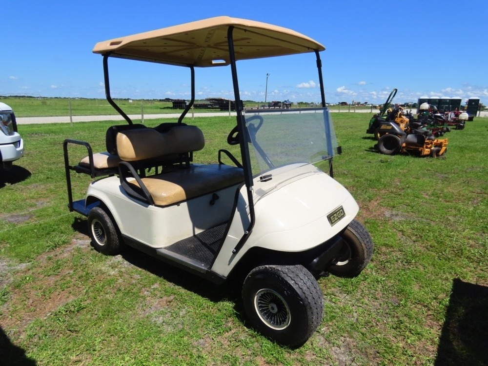EZ-GO Electric Golf Cart (A50121)