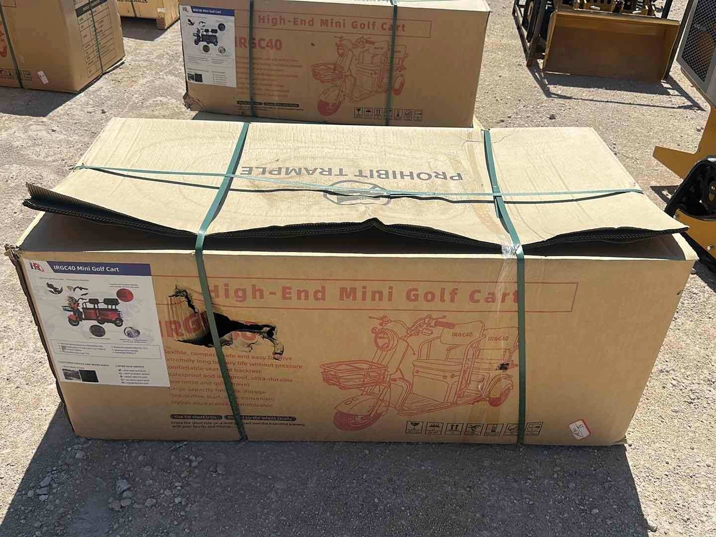 MINI GOLF CART (A53843)