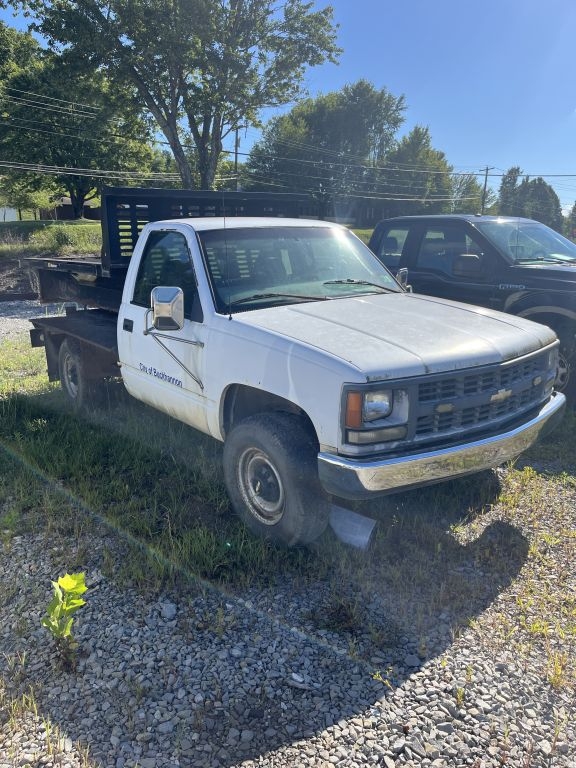 City of Buckhannon - 2000 Chevy 2500 (A52384)