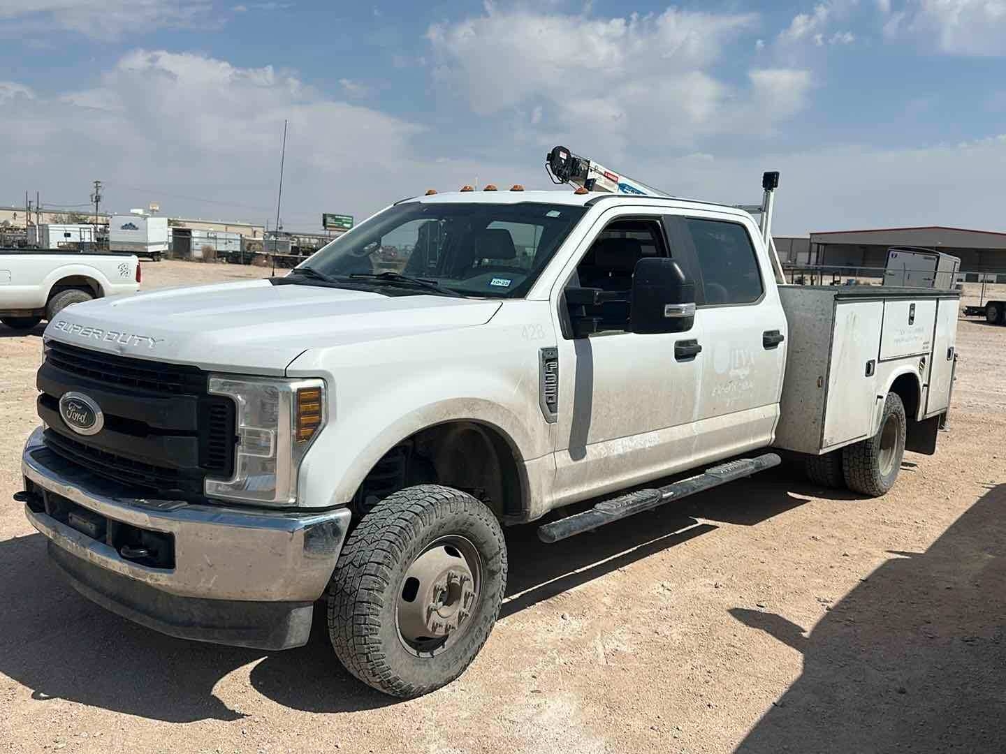 2019 FORD F-350 SERVICE TRUCK(INOPERABLE) (A47001)