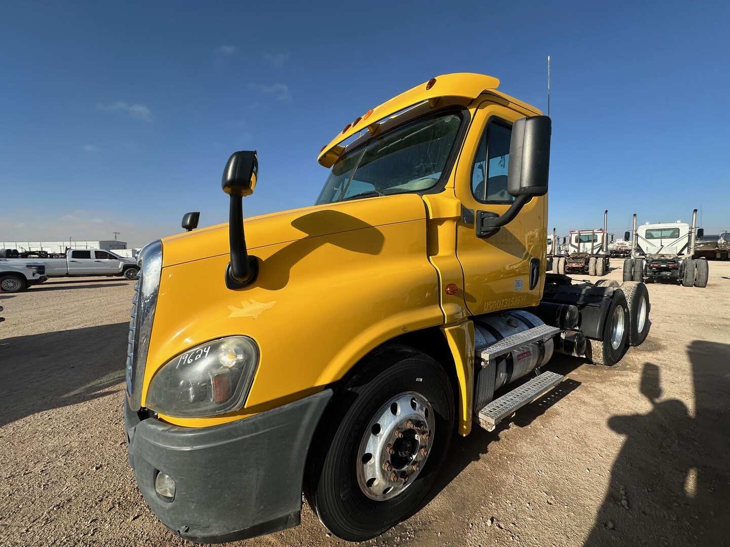 2013 FREIGHTLINER CASCADIA (A55745)