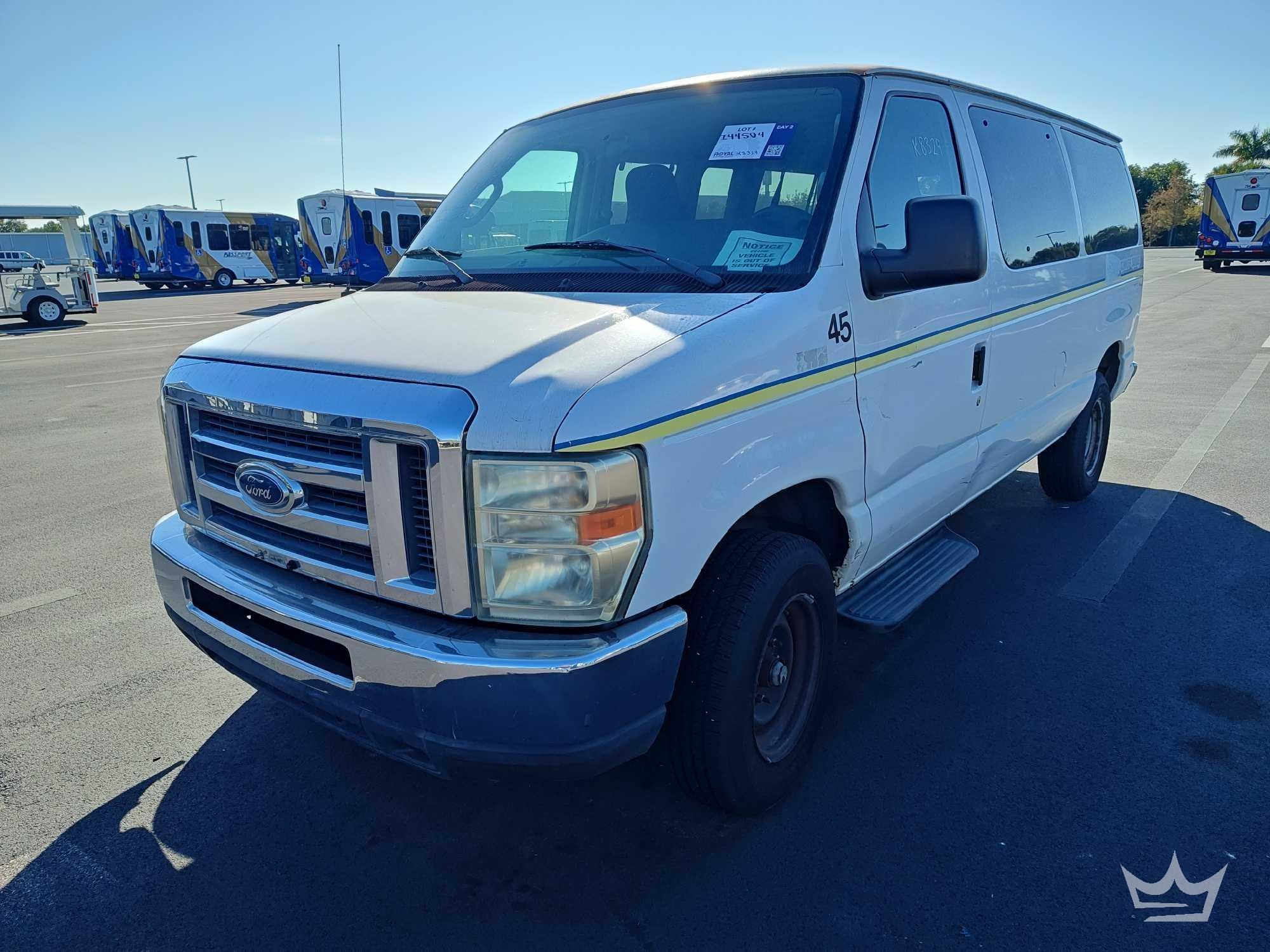 Ford E-350 Passenger Van (A56858)