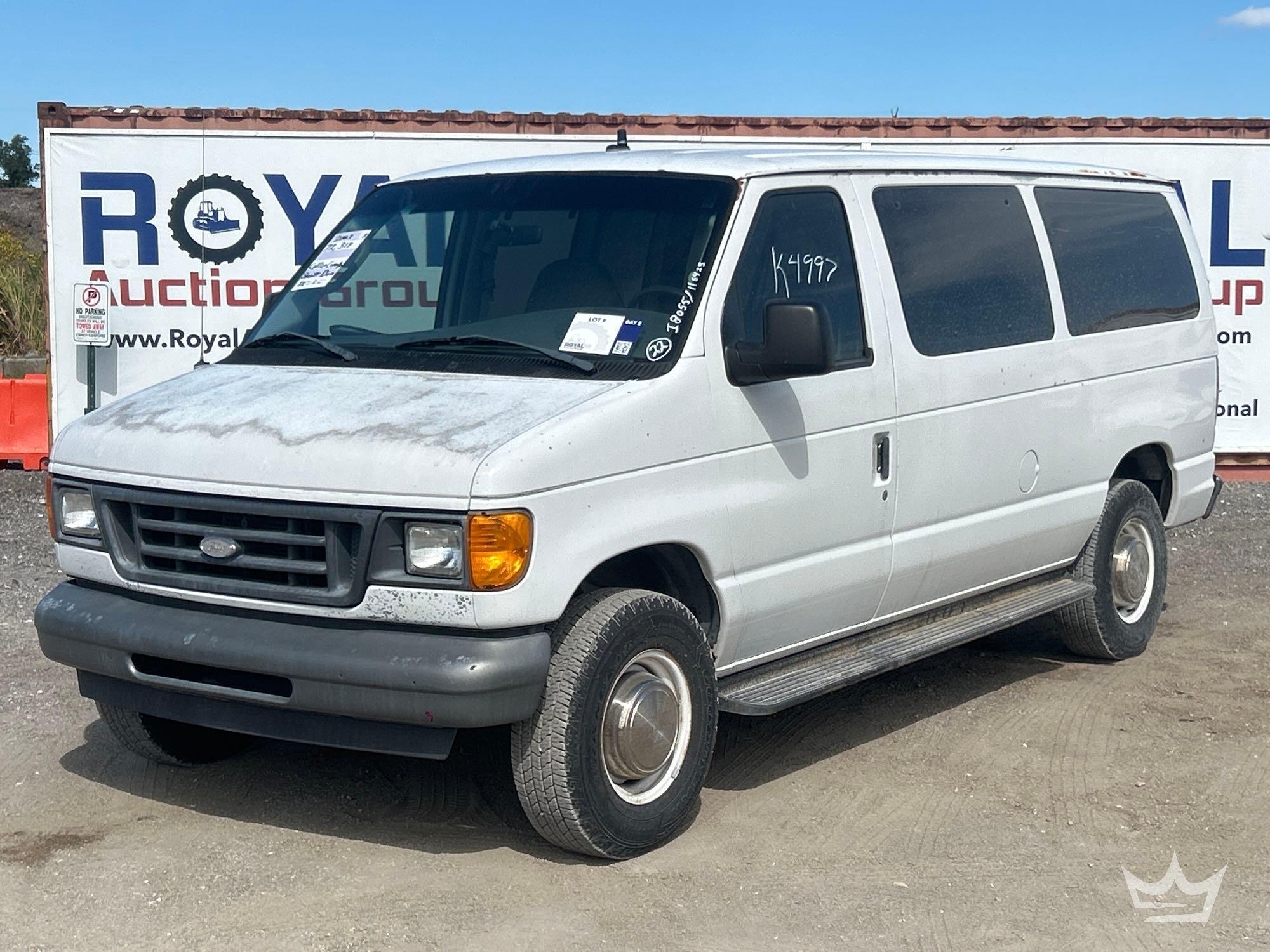 2003 Ford E-250 Passenger Van (A56858)