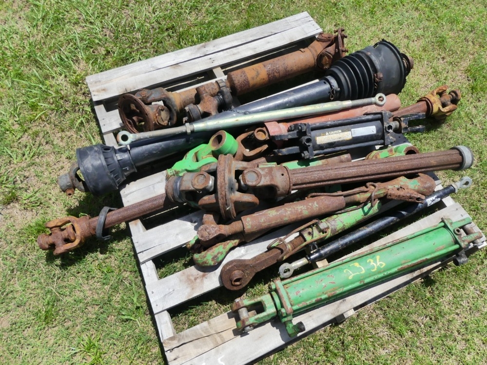 Pallet of PTO Shafts & Hydraulic Cylinders (A50121)