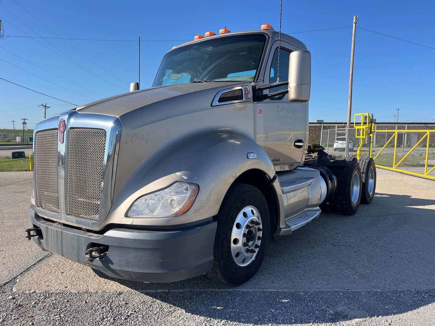 2014 KENWORTH T680 (A47001)