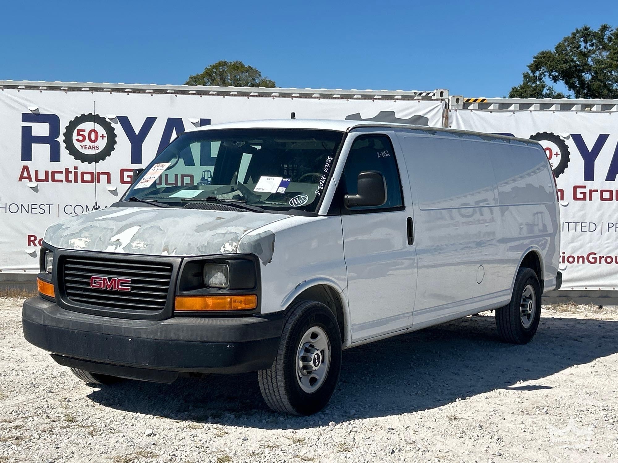 2012 GMC Savana 3500 Passenger Van (A55852)