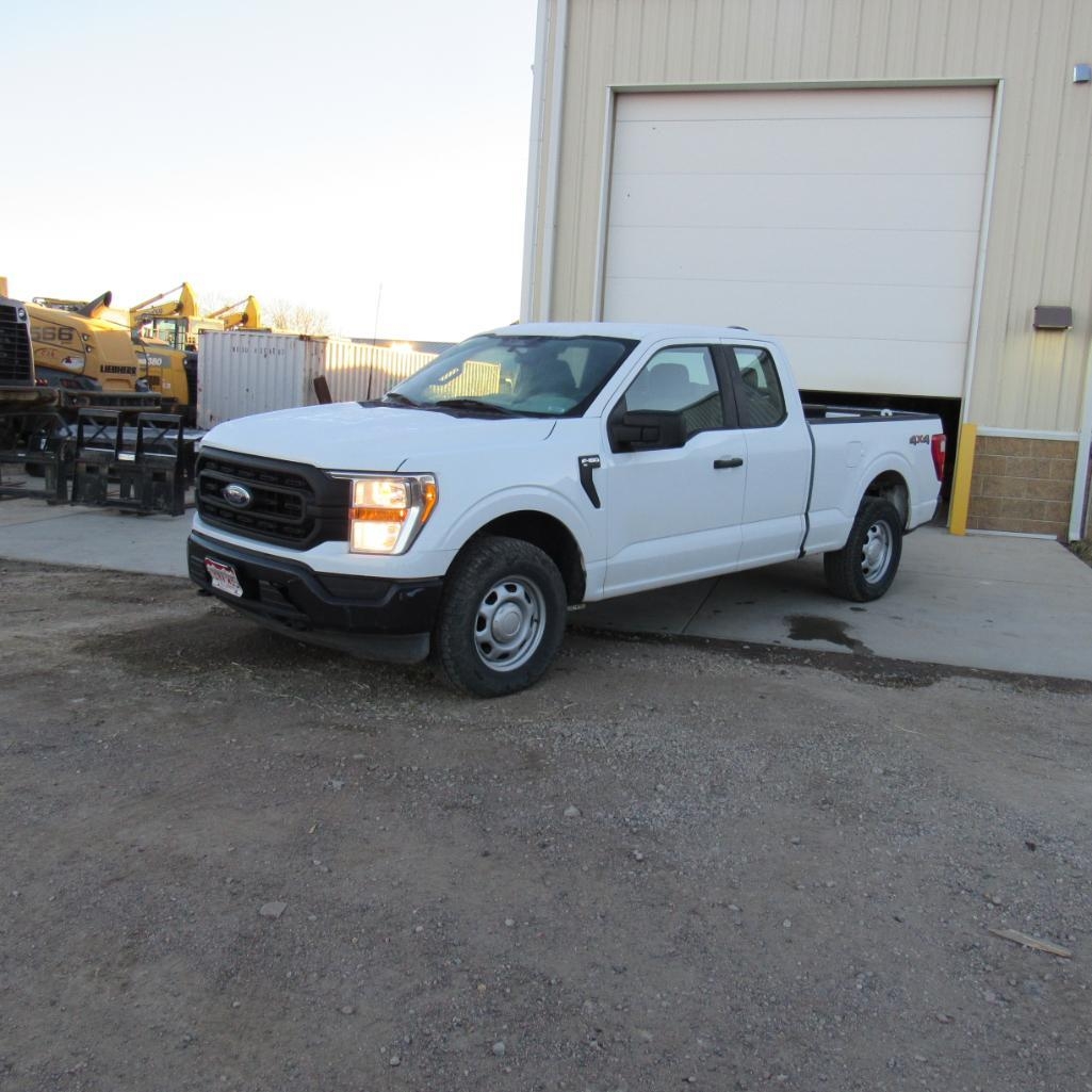 2022 Ford F-150 XL Pickup Truck, VIN: 1FTFX1E88NFB46449, Extended Cab, 4 x 4, 3.5 L EcoBoost Gas (A59076)