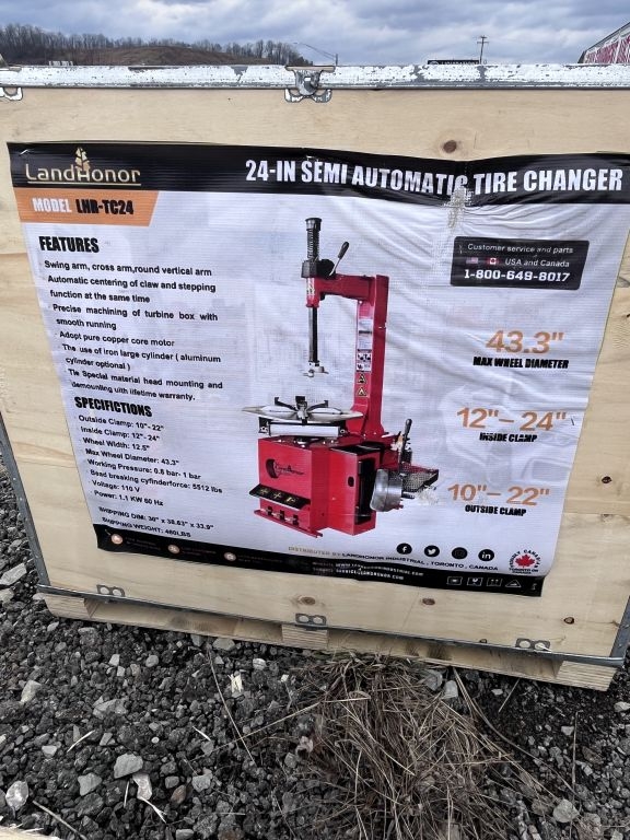 Landhonor 24" Semi-Automatic Tire Changer (A62679)