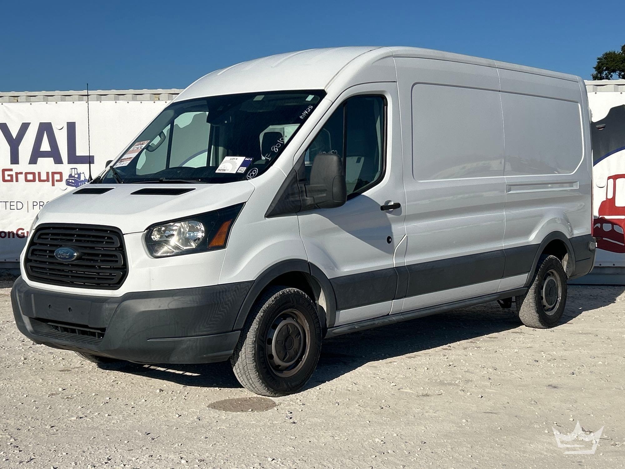 2018 Ford Transit 250 Cargo Van (A55852)