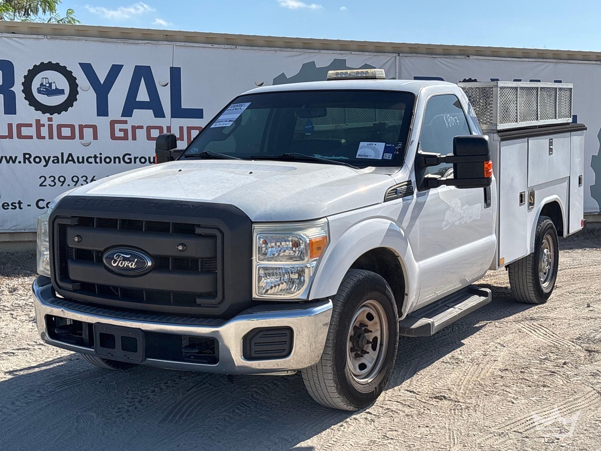 2015 Ford F-250 Reading Service Truck (A56858)