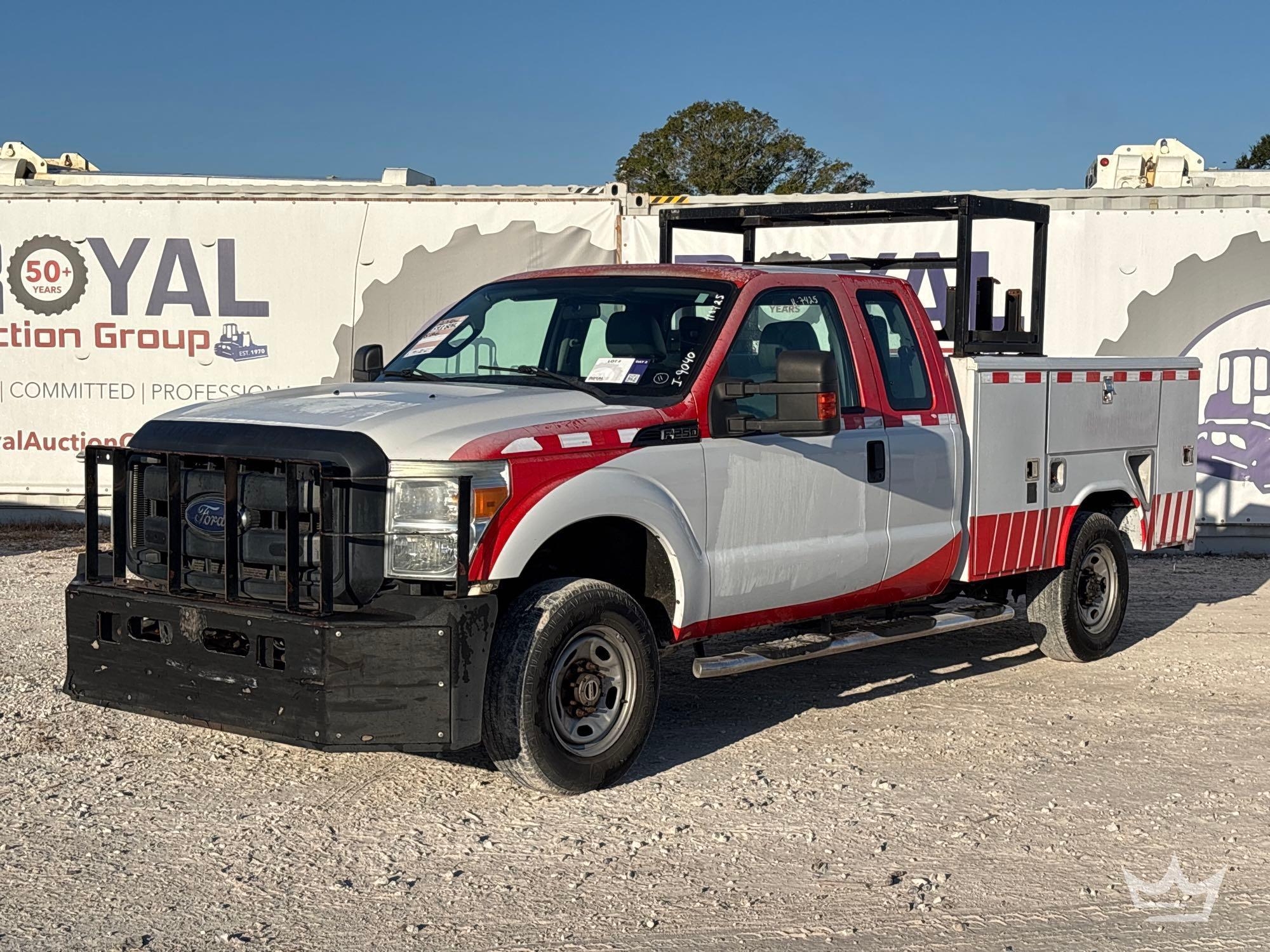 2016 Ford F-250 4x4 Ext. Cab Reading Service Truck (A56858)