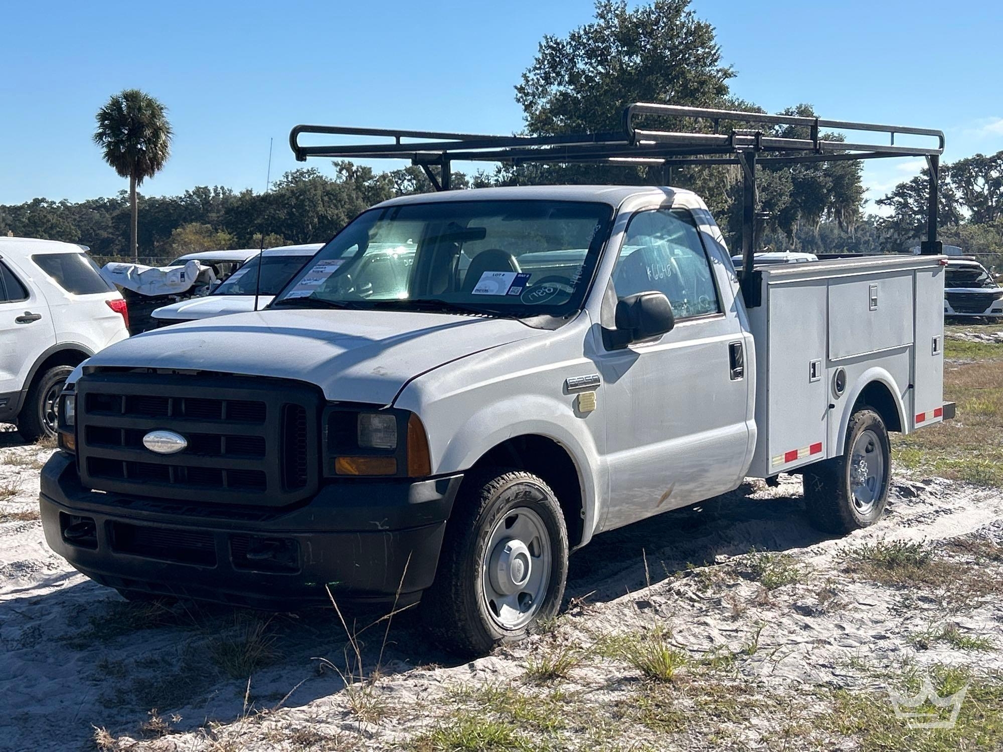 2005 Ford F-250 Service Truck (A56858)