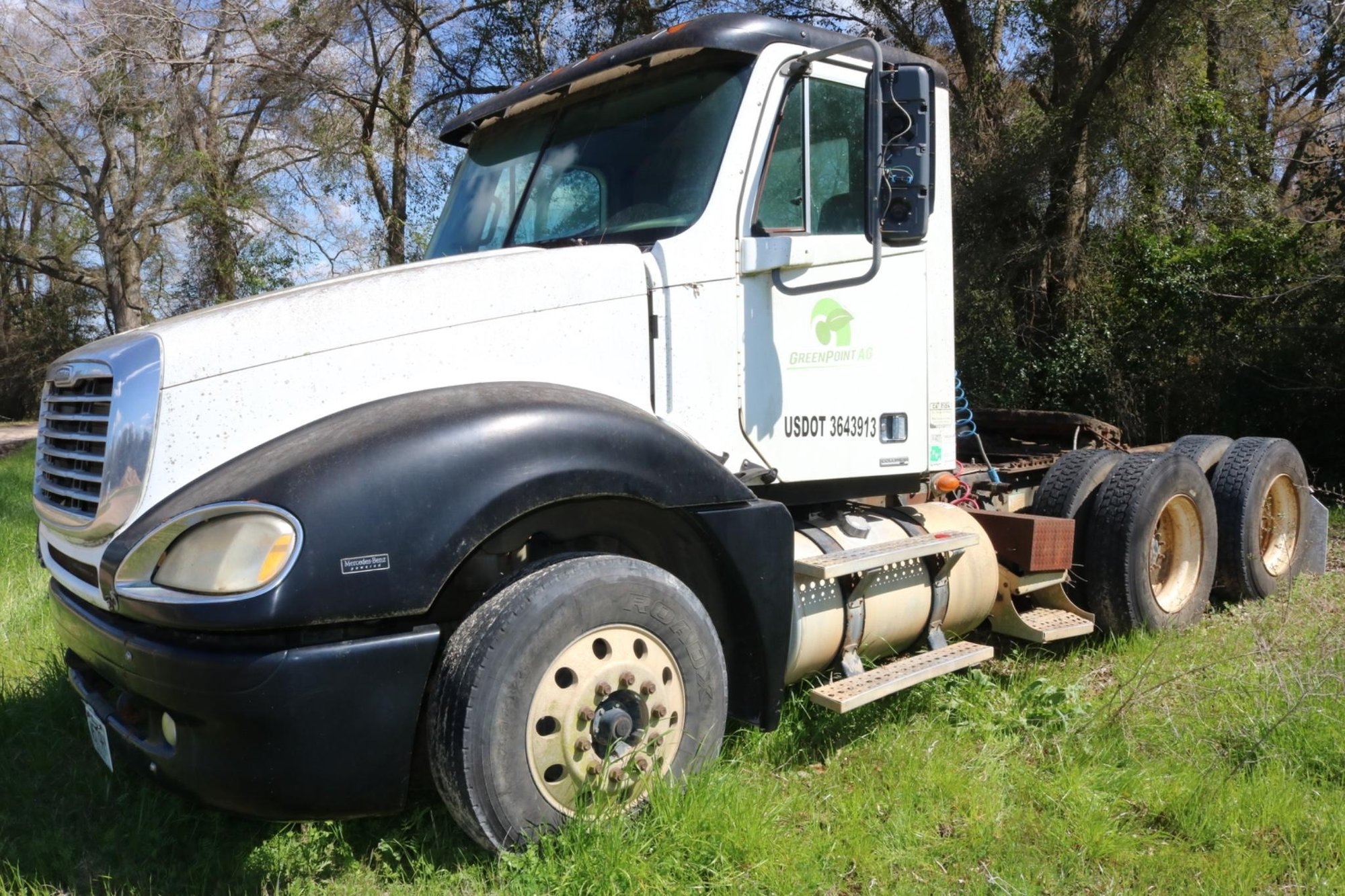 2007 Freightliner Columbia 120 - Class 8, 6x4, Mercedes MBE4000 Diesel (A52748)