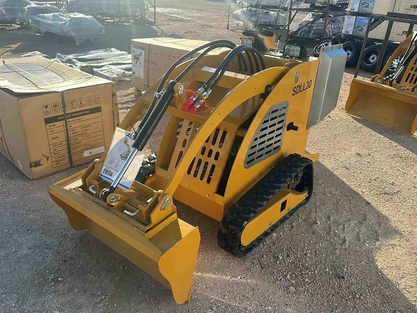 SDLANCH TRACKED MINI LOADER (A53843)