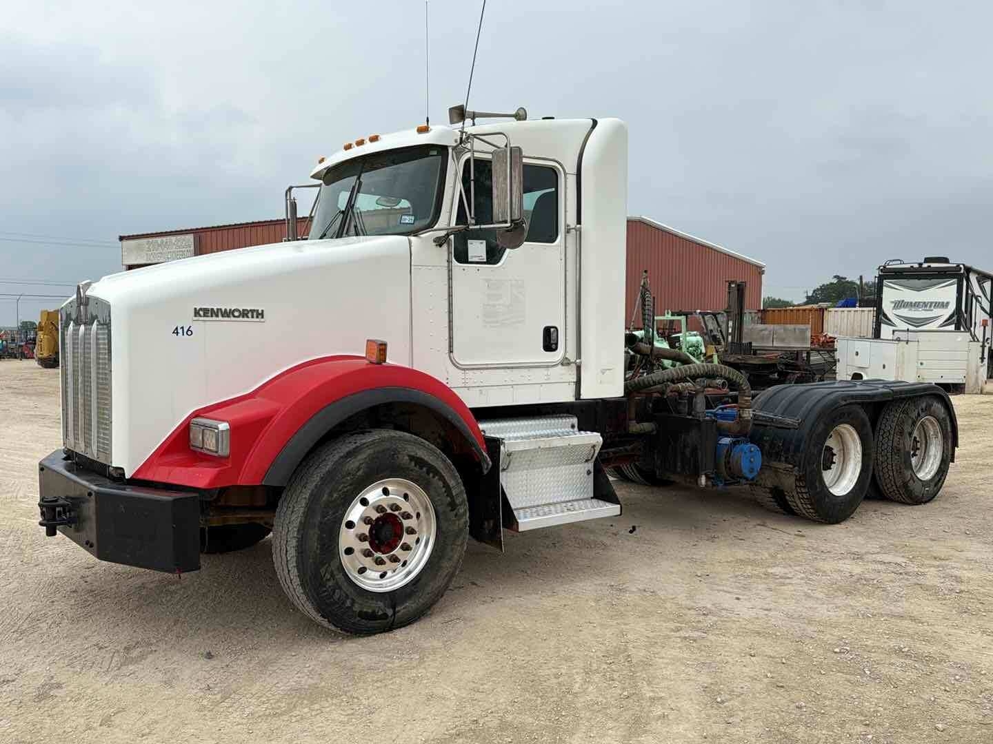2007 KENWORTH T8 SERIES (A47001)
