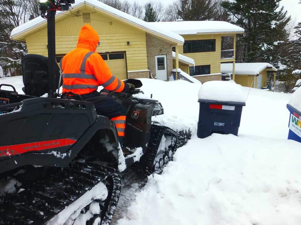 6x6plows0074.jpg