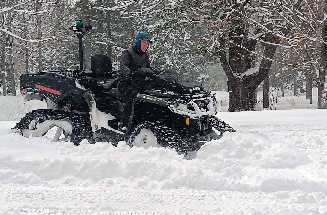 6x6plows04005.jpg