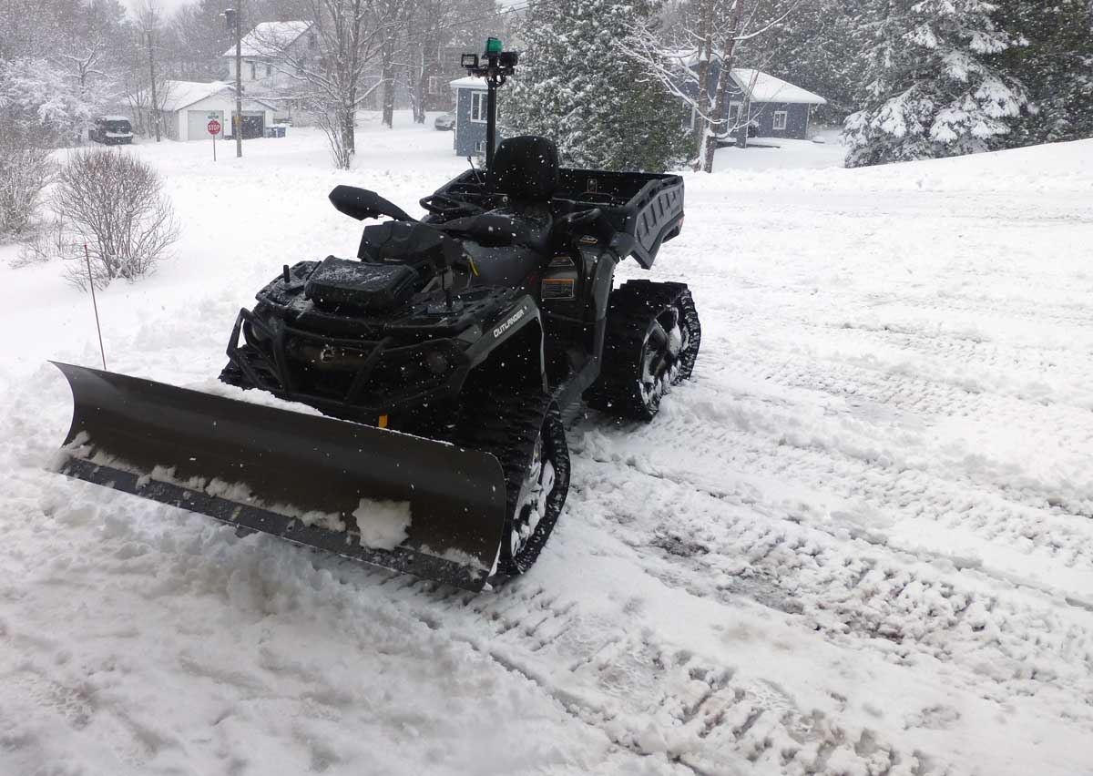 6x6plows0975.jpg