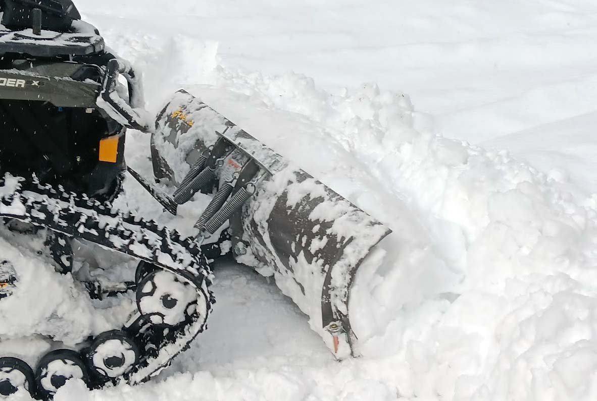 6x6plows10837.jpg