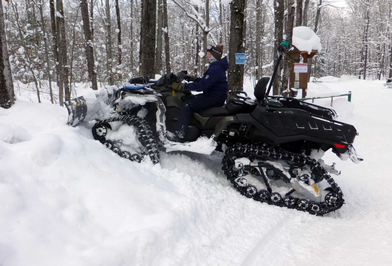 6x6plows70417.jpg