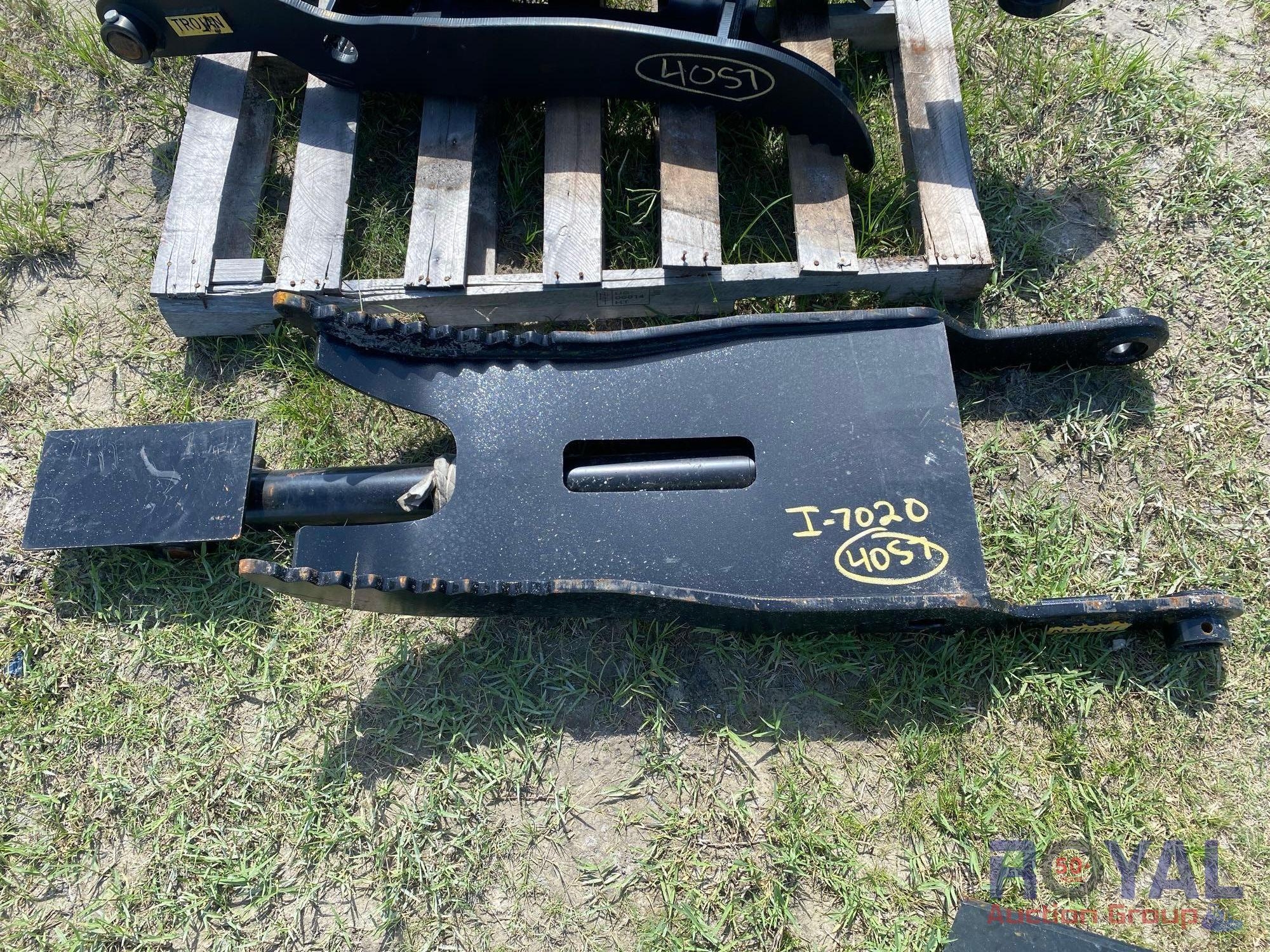 Trojan 8T-50 46in Hydraulic Thumb Excavator Attachment (A51691)