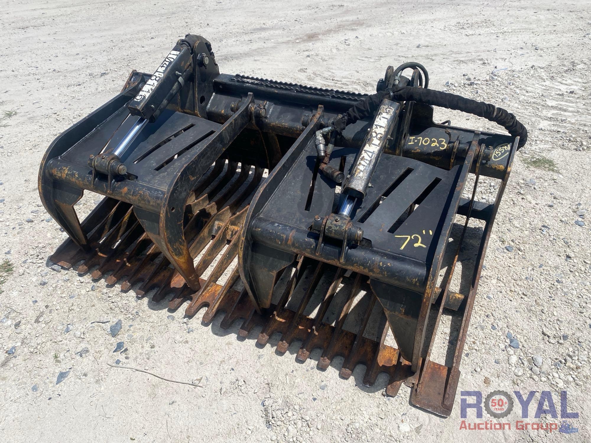 John Deere GR72B 72in Dual Cylinder Grapple Bucket Skid Steer Attachment (A51691)