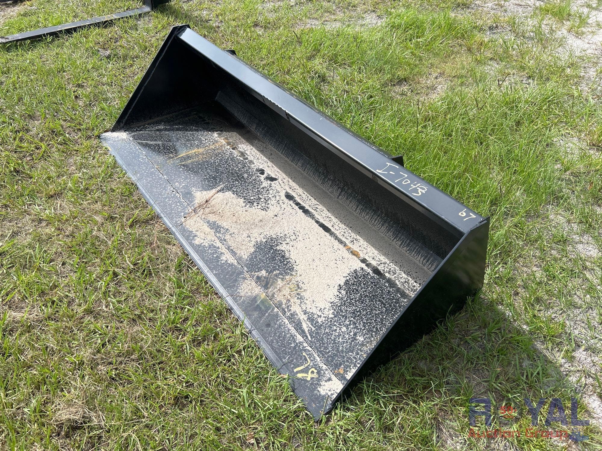 2025 Swict 78in Bucket Skid Steer Attachment (A51691)