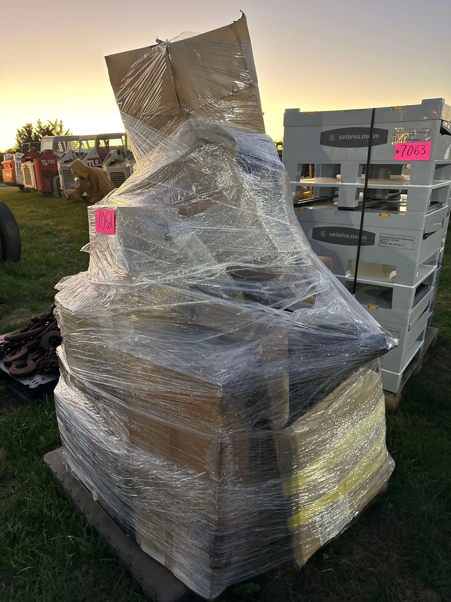 Pallet of Car Parts (A47477)