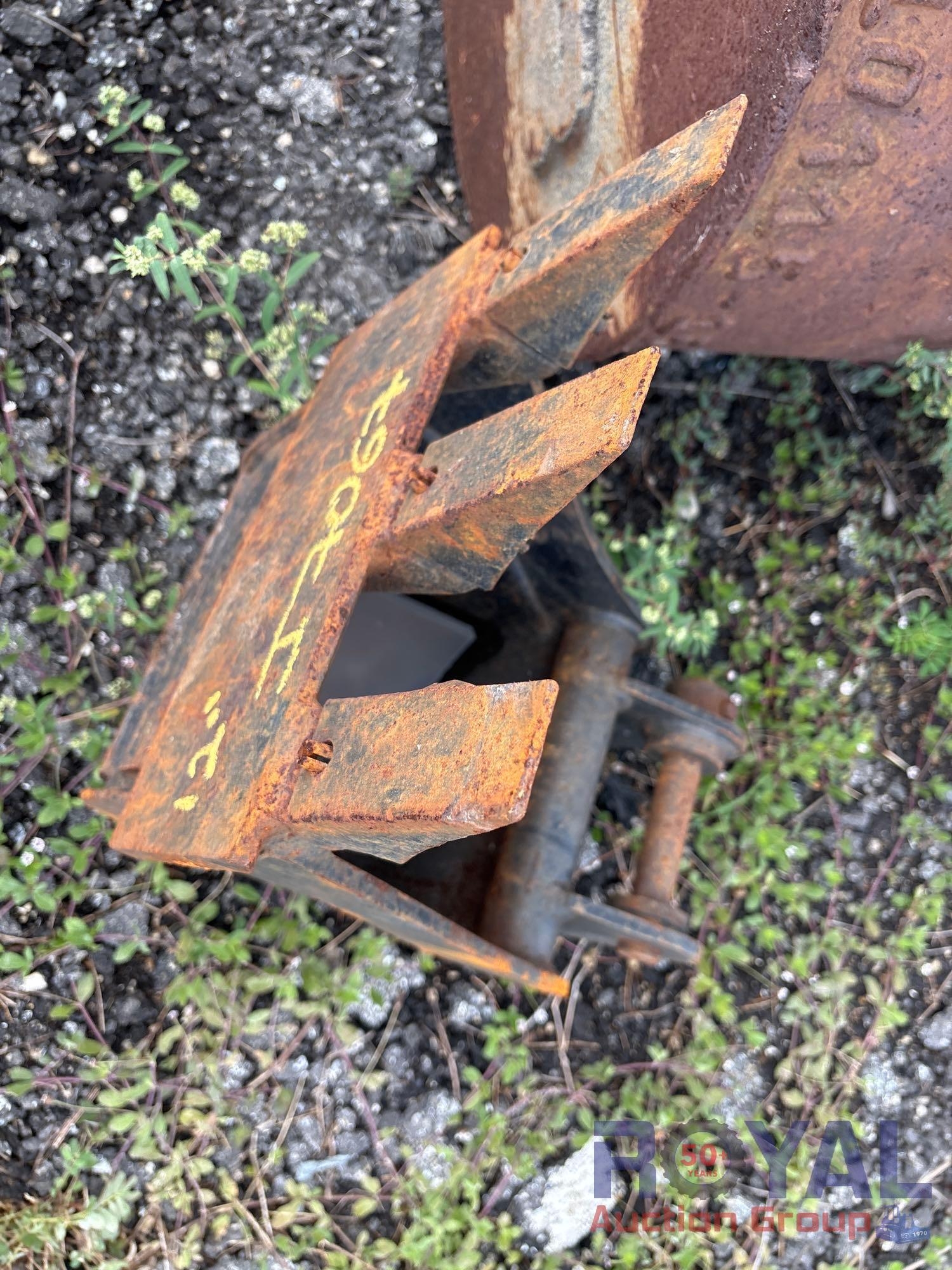 EXCAVATOR BUCKET 12'' (A55787)