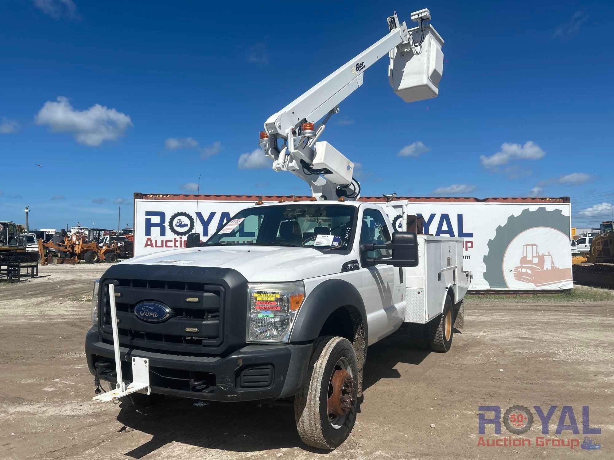 2014 Ford F-450 Altec AT200A 30ft Bucket Truck (A50323)