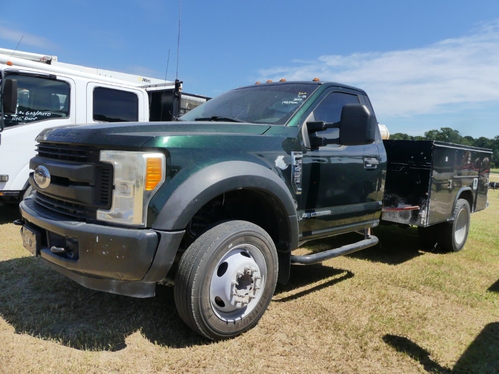 2017 Ford F-450 XL (A50123)