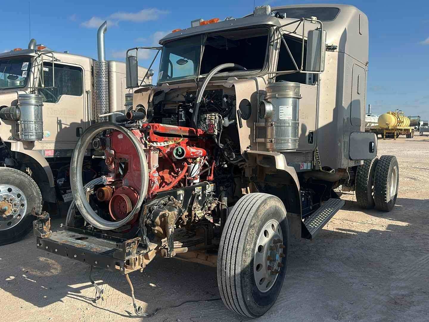 2012 KENWORTH T800(INOPERABLE) (A48992)