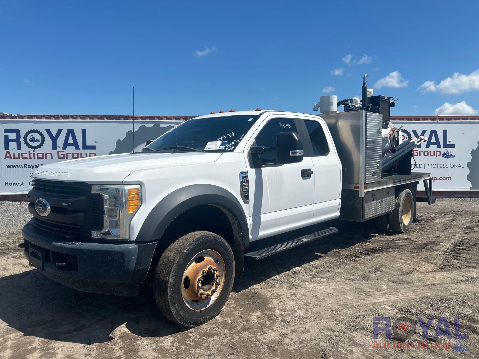 2017 Ford F-550 Ext. Cab Valve Maintenance Vacuum Service Truck (A50323)