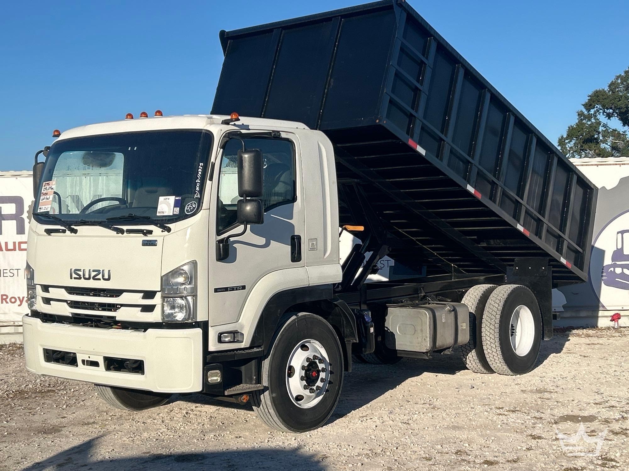 2018 Isuzu FTR Landscape Dump Truck (A55852)