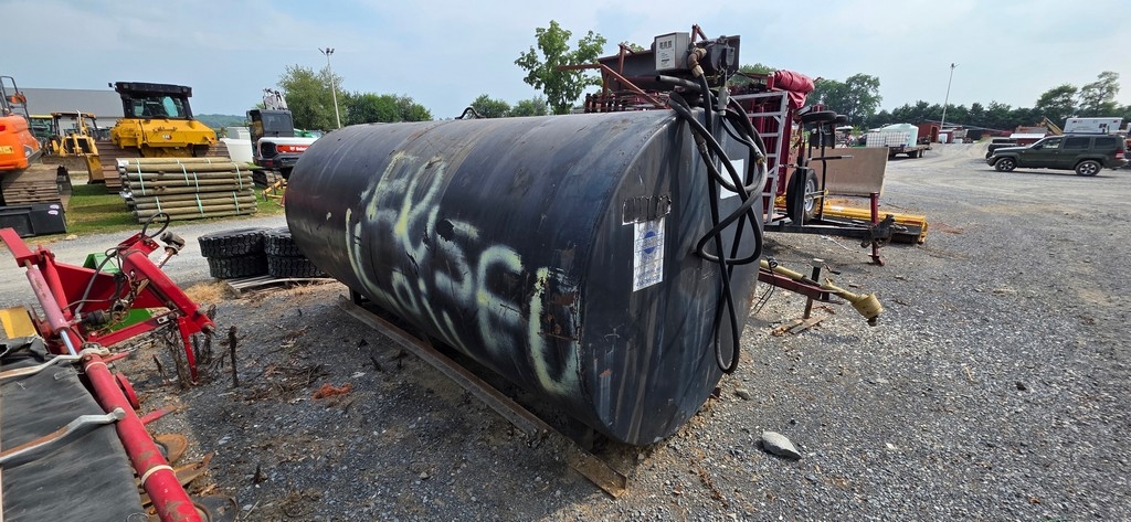 2000 Gallon Fuel Tank W/Pump (A50774)