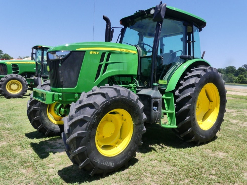 John Deere 6135E (A46443)