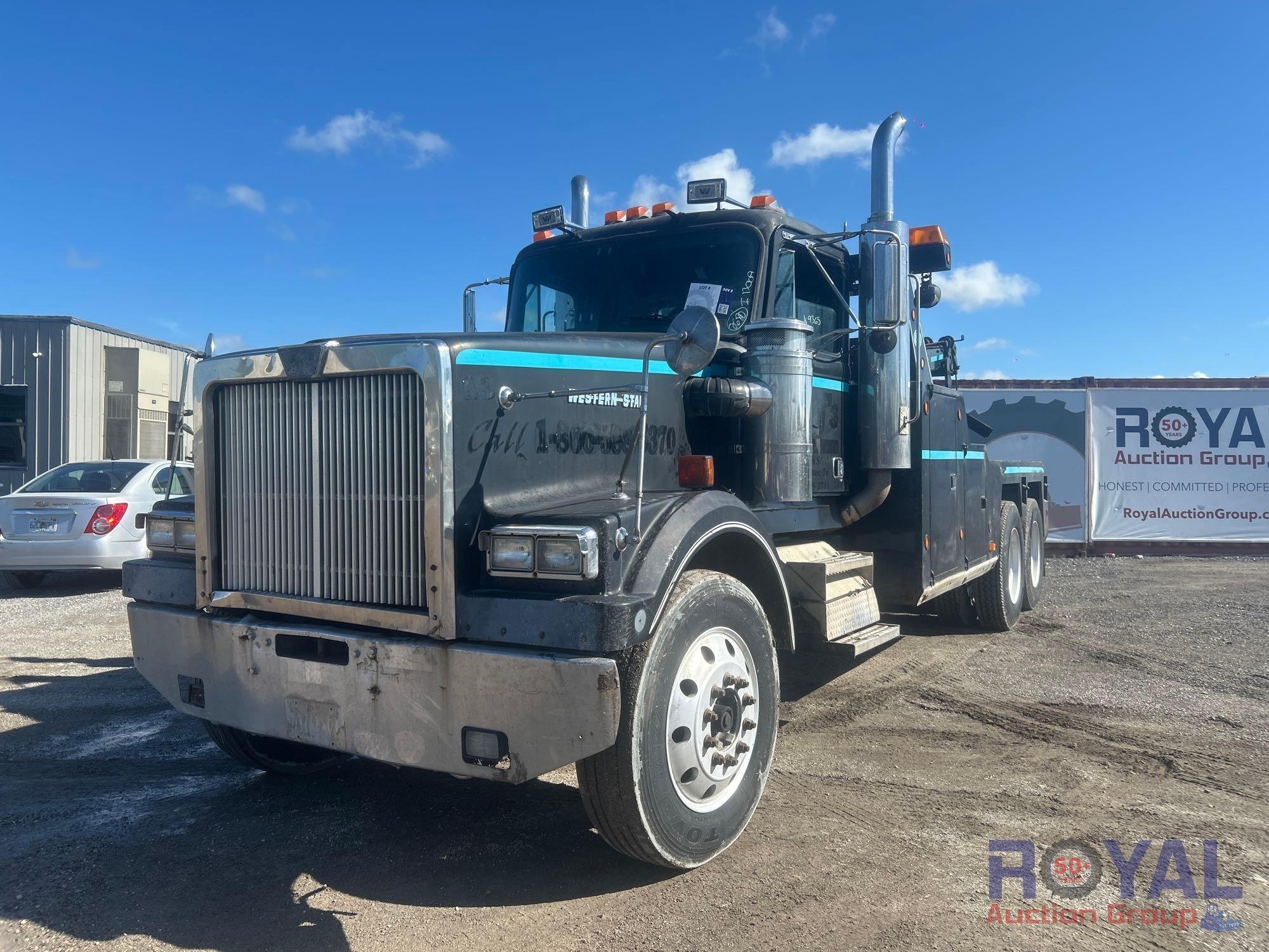 1995 Western Star 4900 T/A Wrecker Tow Truck (A50323)