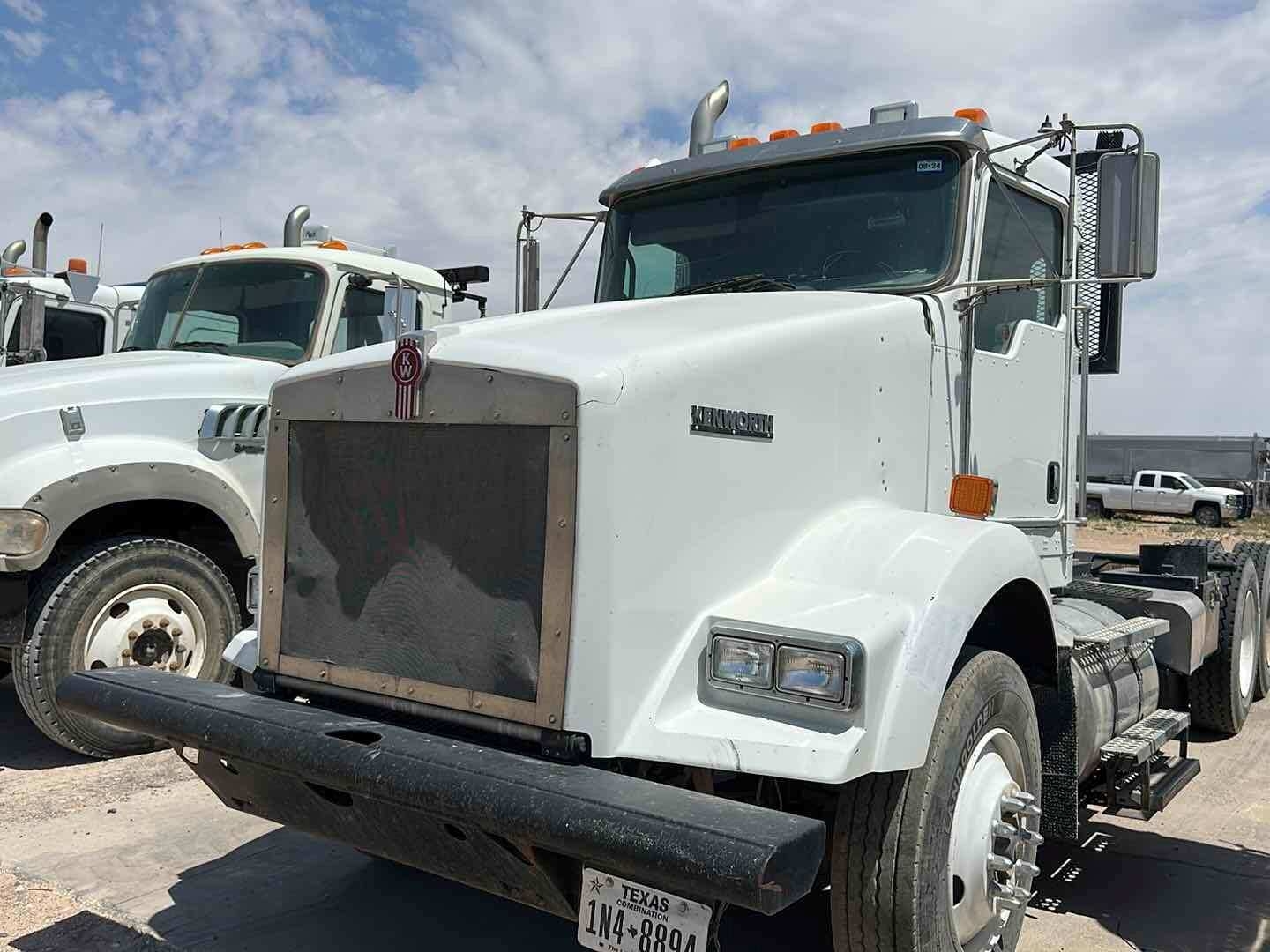 2012 KENWORTH T800(INOPERABLE) (A47001)