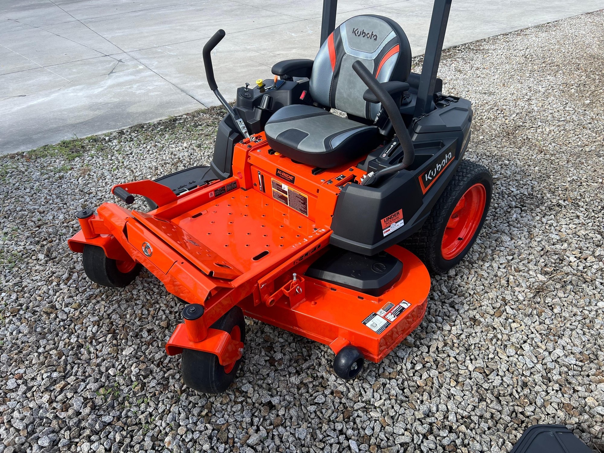 2023 Kubota Z252KH-54 Zero Turn Mower (A57024)