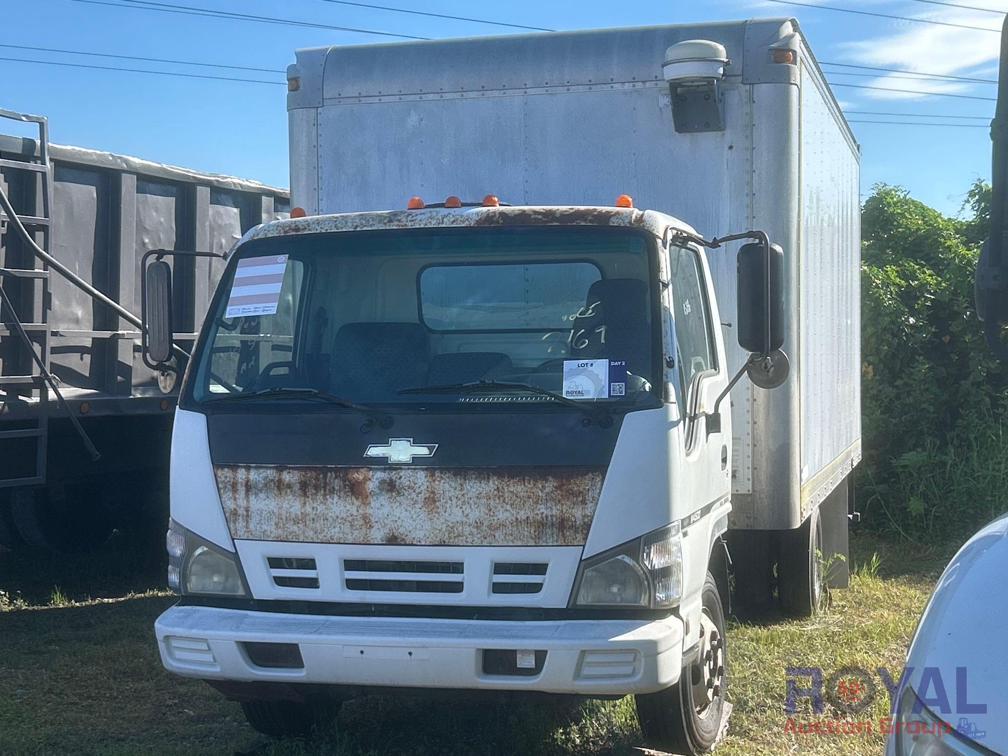 2007 Chevrolet WA4500 Box Truck (A50323)
