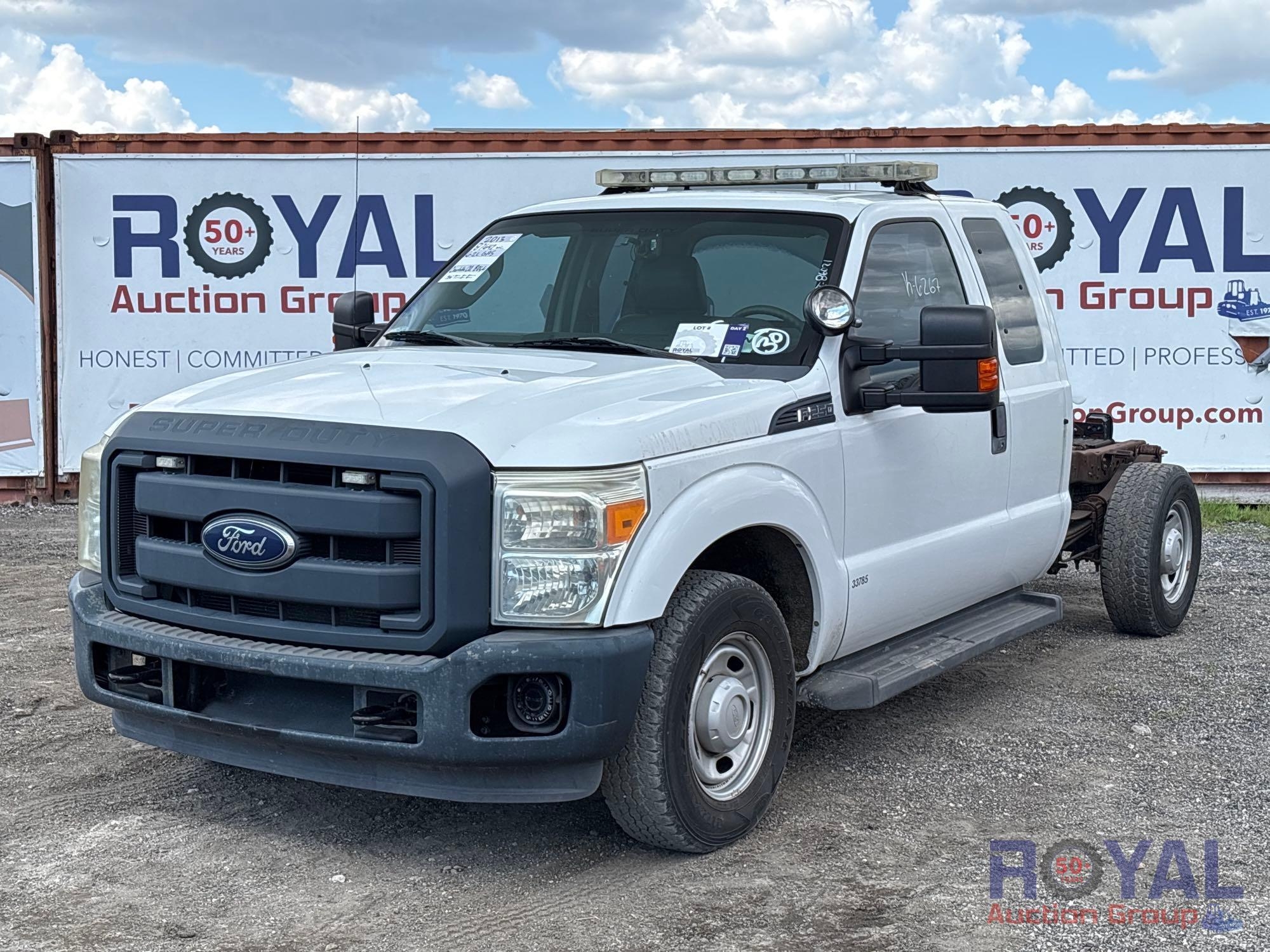 2013 Ford F-250 Ext. Cab and Chassis Truck (A50323)