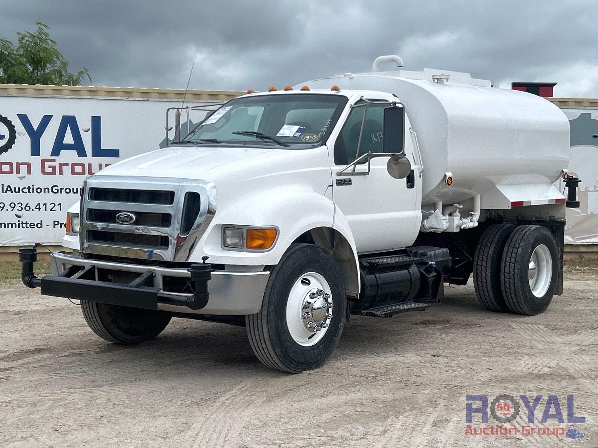2015 Ford F-750 Water Truck (A55788)