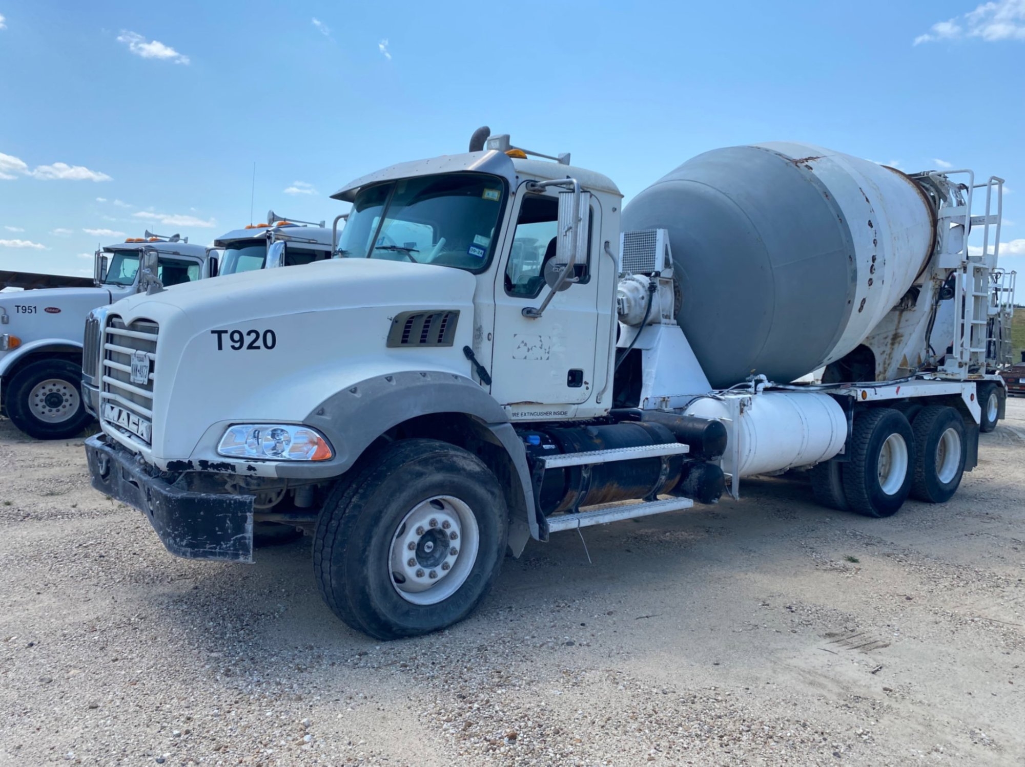 2013 MACK GRANITE (A52472)