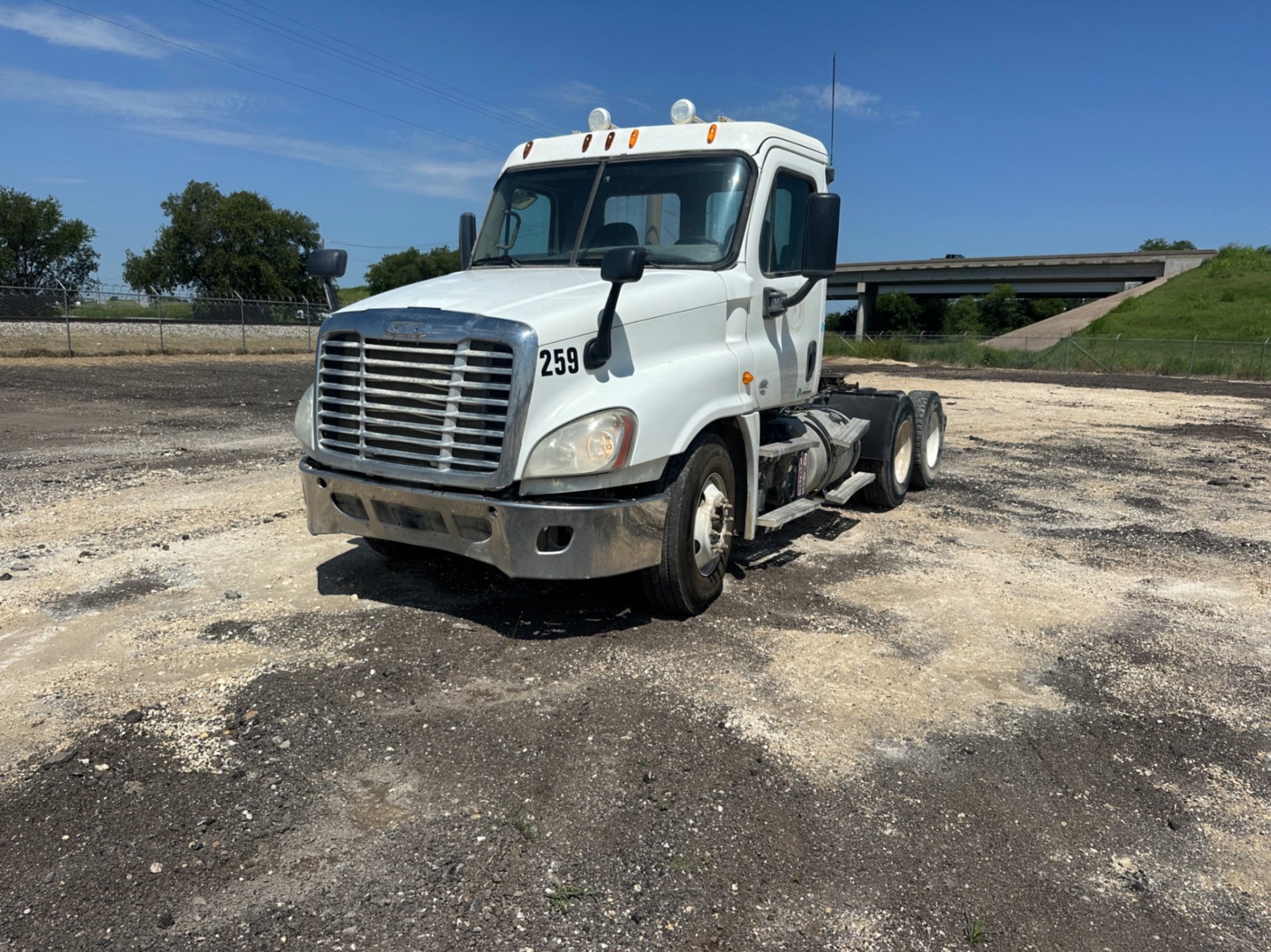 2012 FREIGHTLINER CASCADIA (A50854)