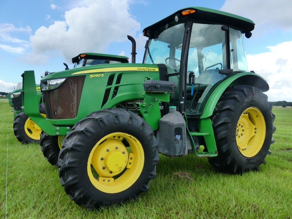 2019 John Deere 5090E (A50120)