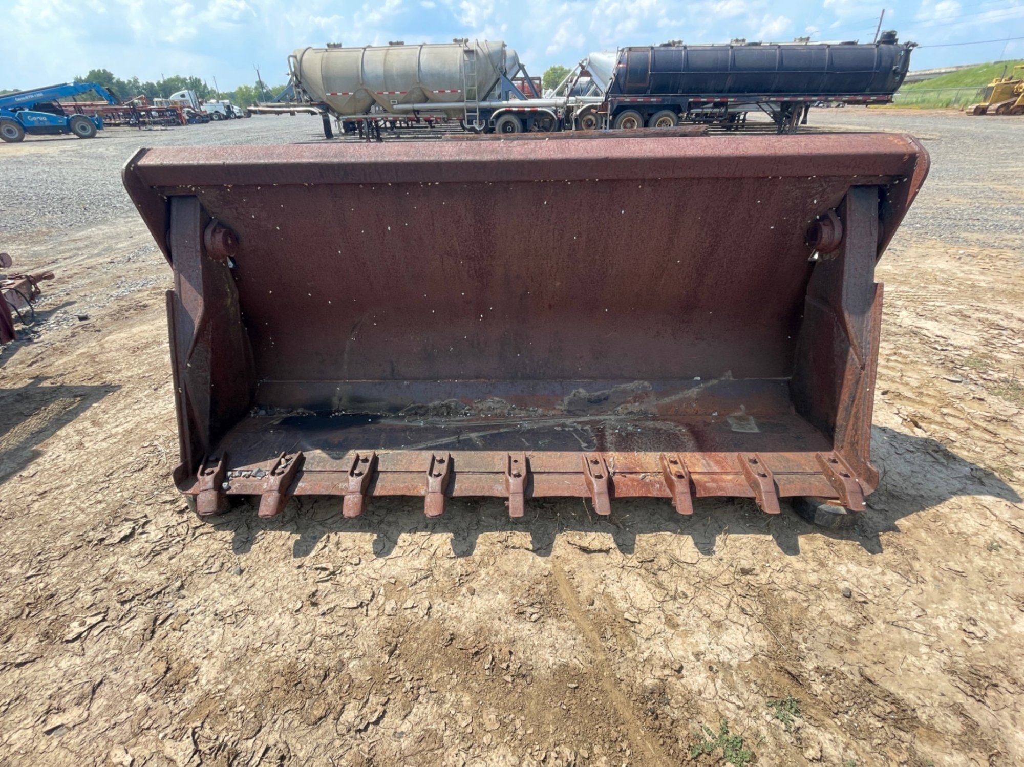 FRONT END LOADER BUCKET (A53843)