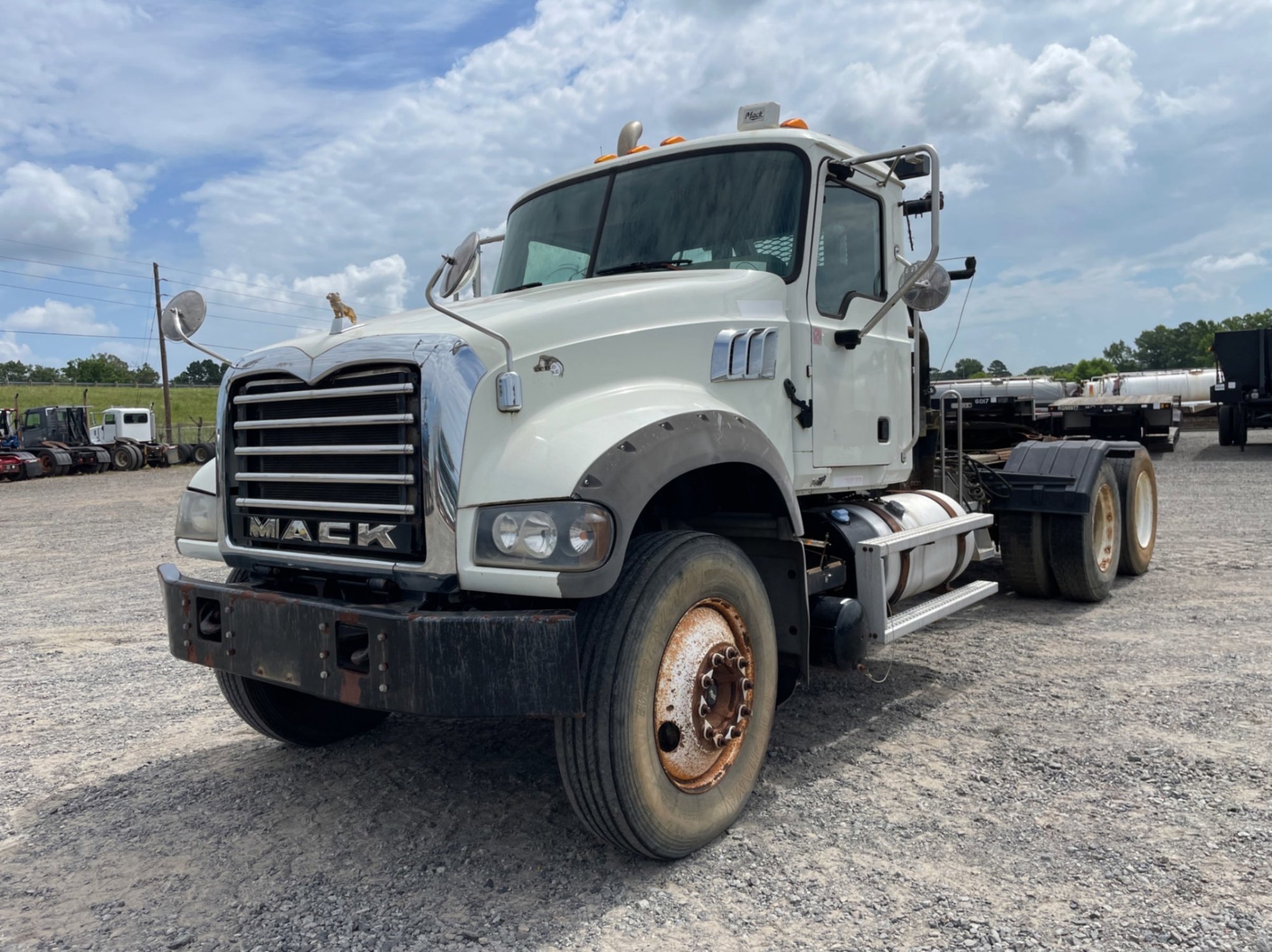 2015 MACK GU713 WINCH TRUCK (INOPERABLE) (A50854)