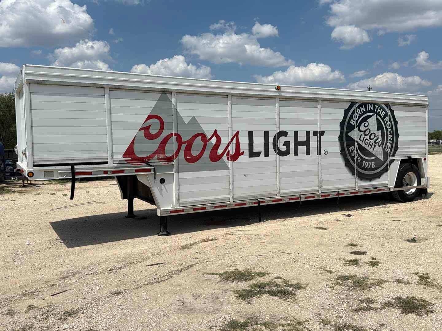1995 HESSE CORPORATION BEVERAGE TRAILER (A53843)